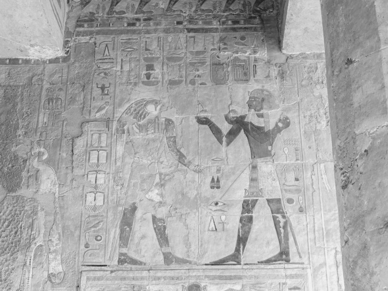 Daily Life in Ancient Egypt: A Glamorous Visit to the Past