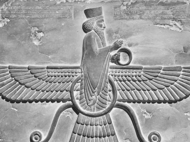 Ancient Persian Clothing: A Story of Bright Colours and Ornaments